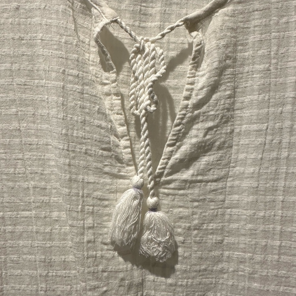 Splendid Ruffle-Sleeve Blouse - Picture 7 of 7